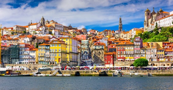 6 Great Countries to Work Remotely and Travel