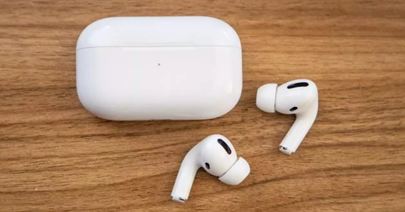 Important Features to Consider While Purchasing AirPods