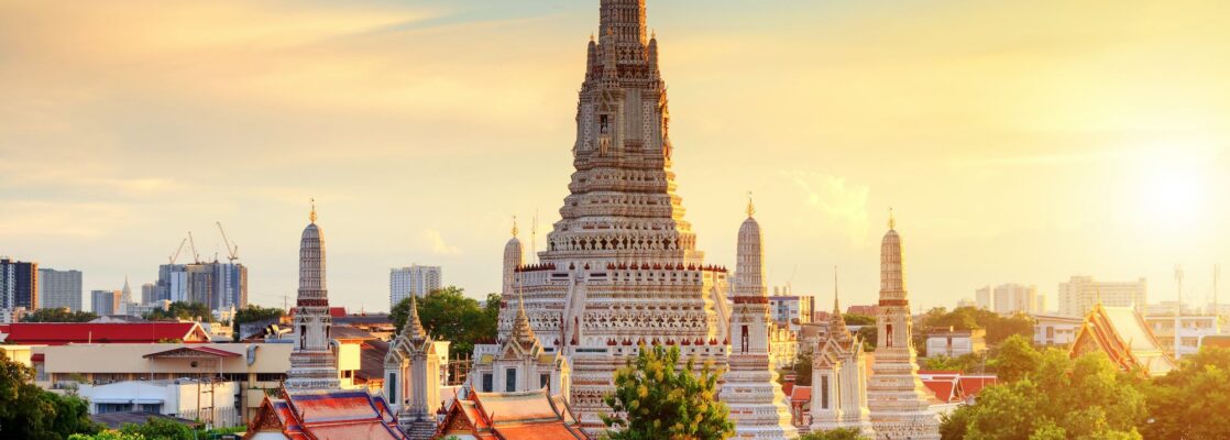 Is Bangkok A Suitable Place For Expat Couples For Live In?