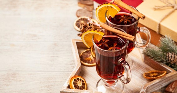 A Guide to Drinking Mulled Wine and Other Ways You Can Use It
